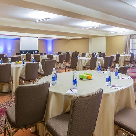 Concord Plaza Hotel Dış mekan fotoğraf