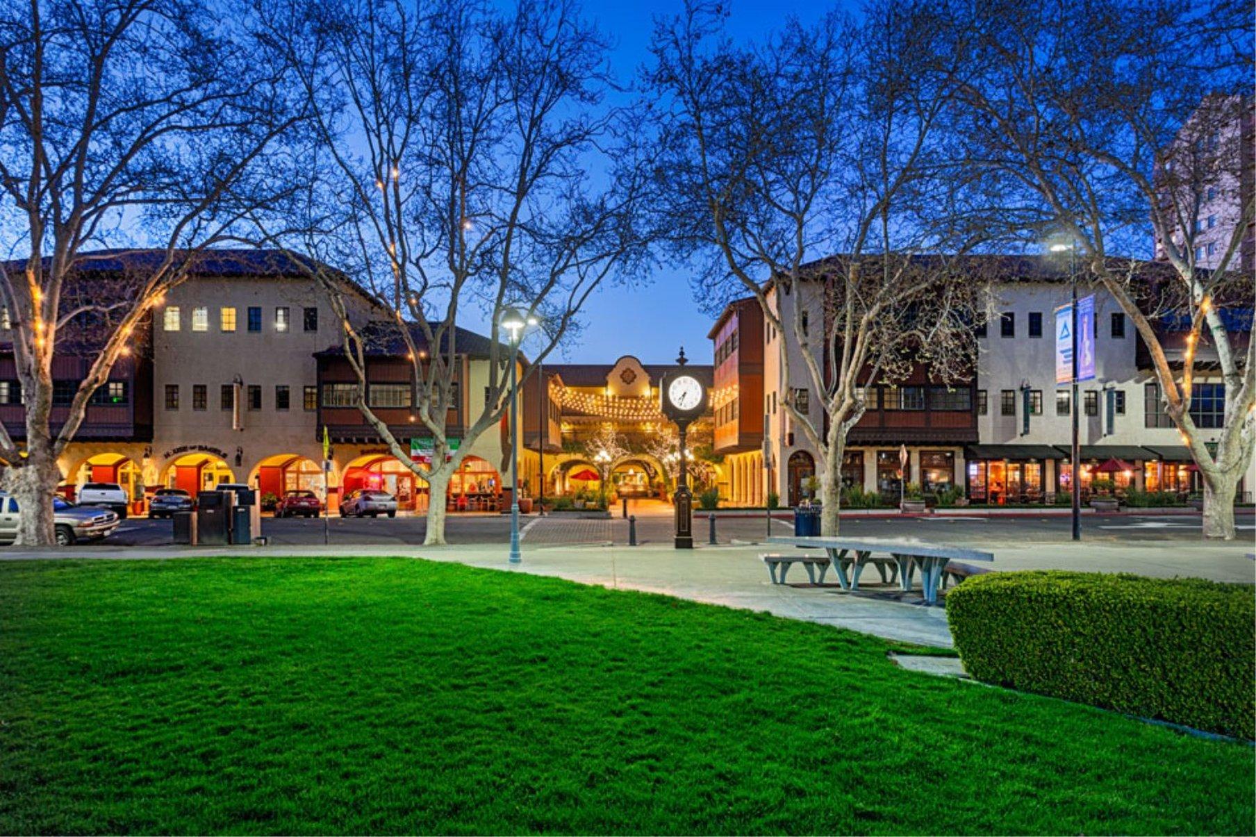 Concord Plaza Hotel Dış mekan fotoğraf