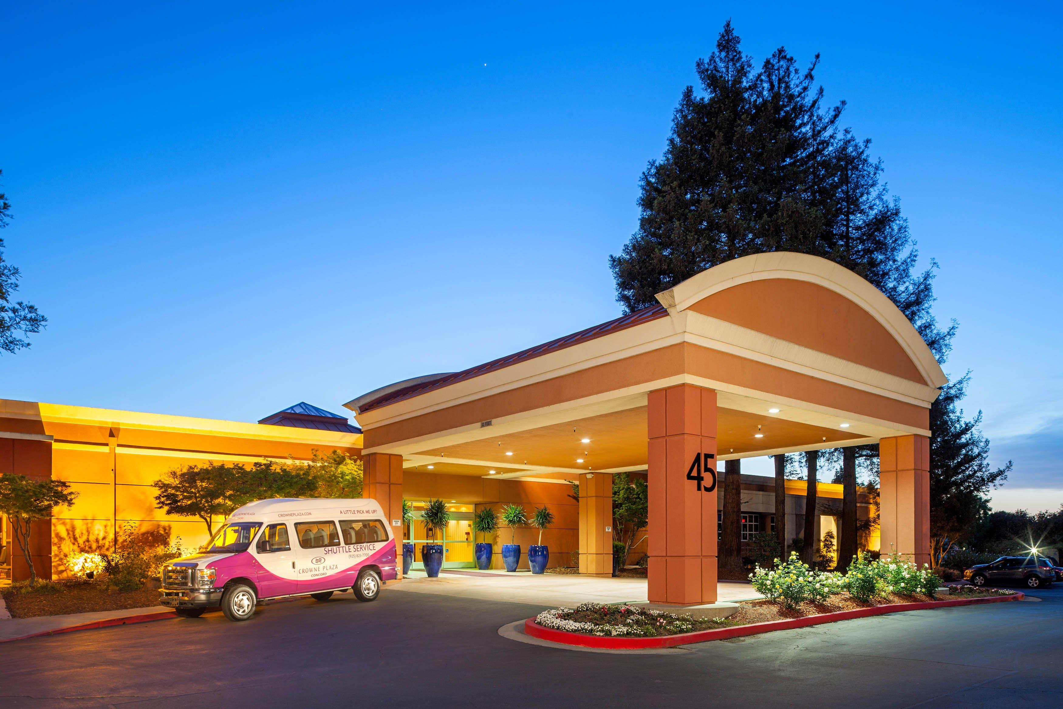 Concord Plaza Hotel Dış mekan fotoğraf