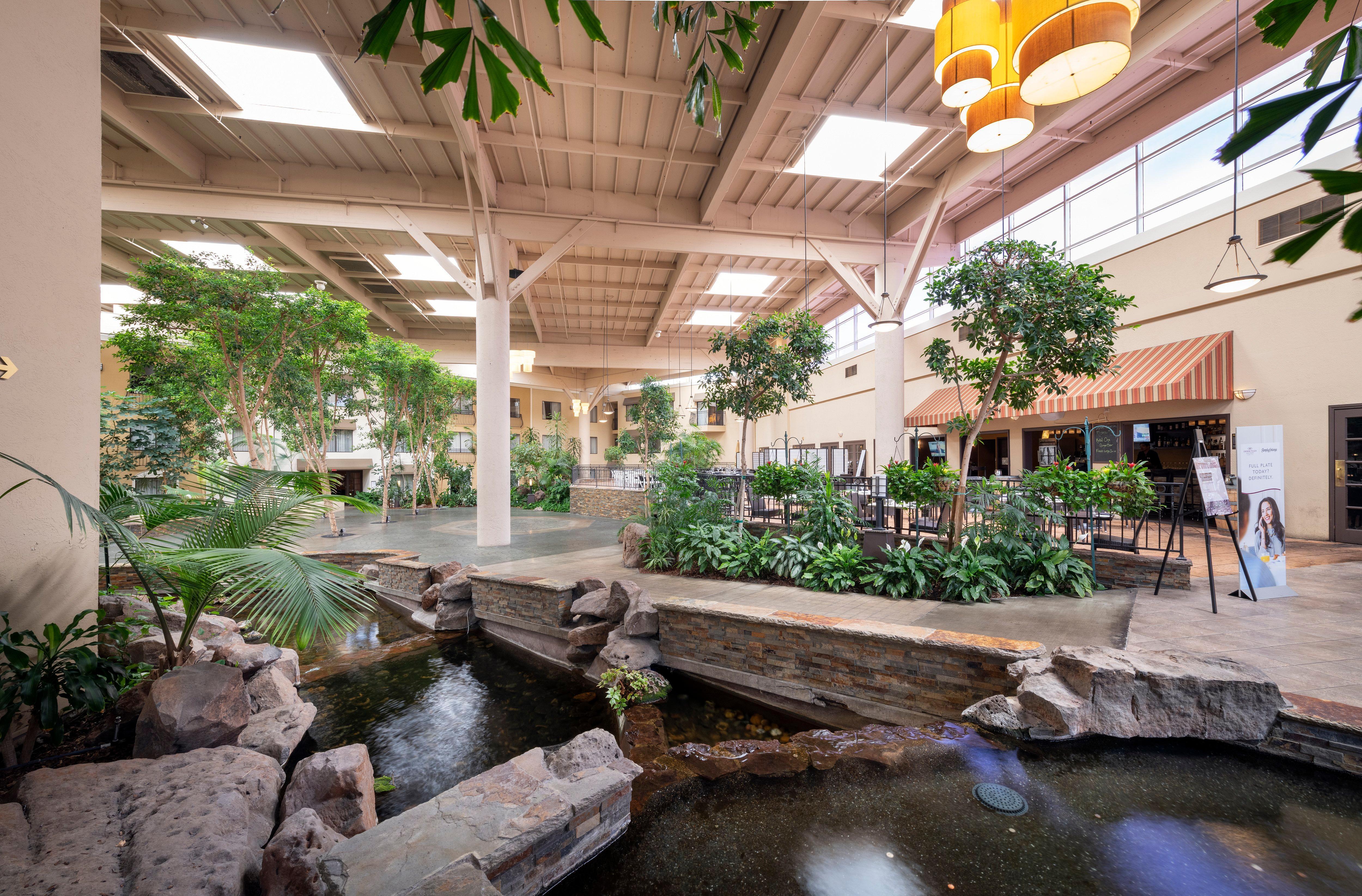 Concord Plaza Hotel Dış mekan fotoğraf