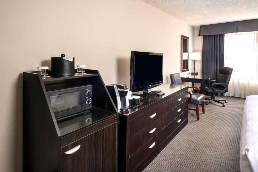 Concord Plaza Hotel Dış mekan fotoğraf